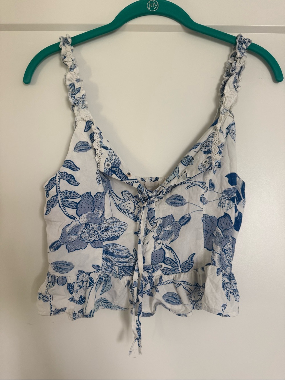 Urban Outfitters Blue and White Floral Tie-Front Camisole